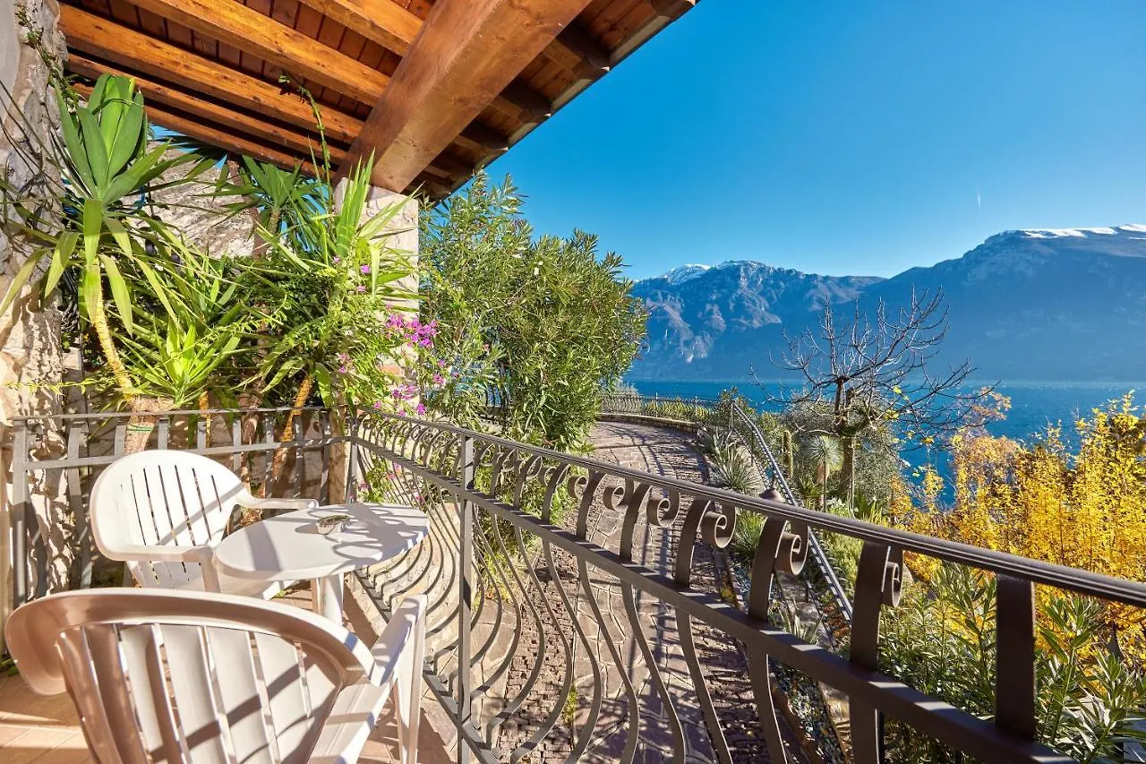Hotel Al Rio Se Limone sul Garda 3*,